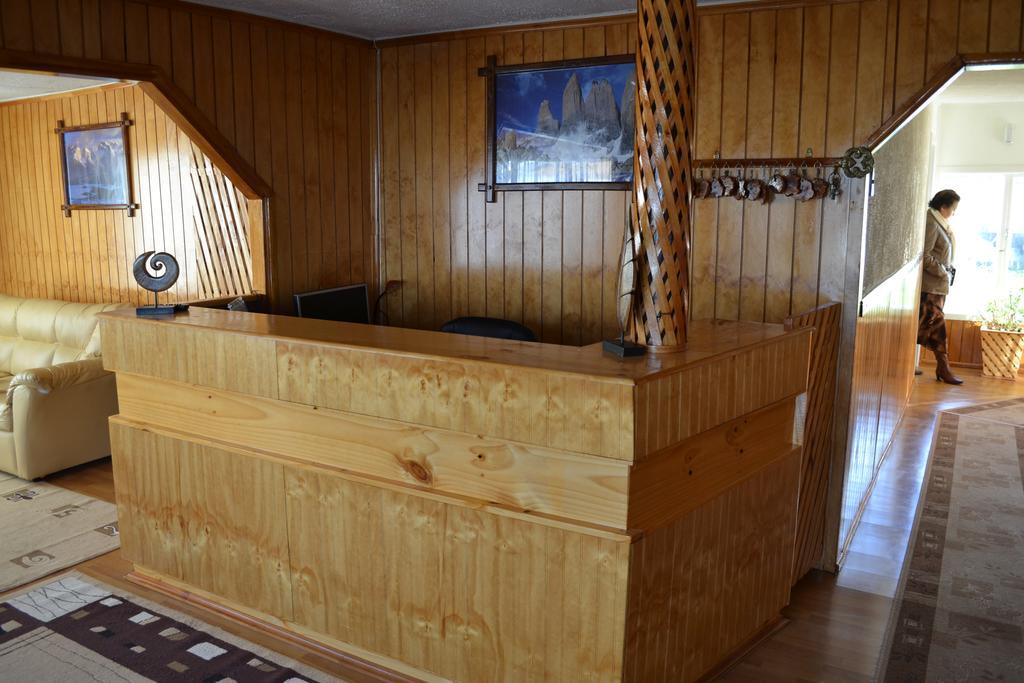 Hostal Alamo Patagonico Puerto Natales Exterior photo